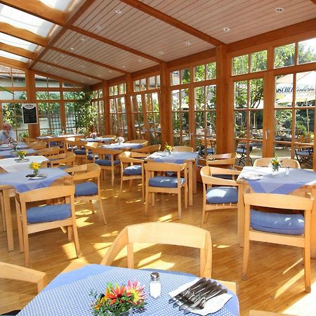 Karpfenhotel & Herrenhaus Im Gasthaus Sindel-Buckel Фойхтванген Екстериор снимка