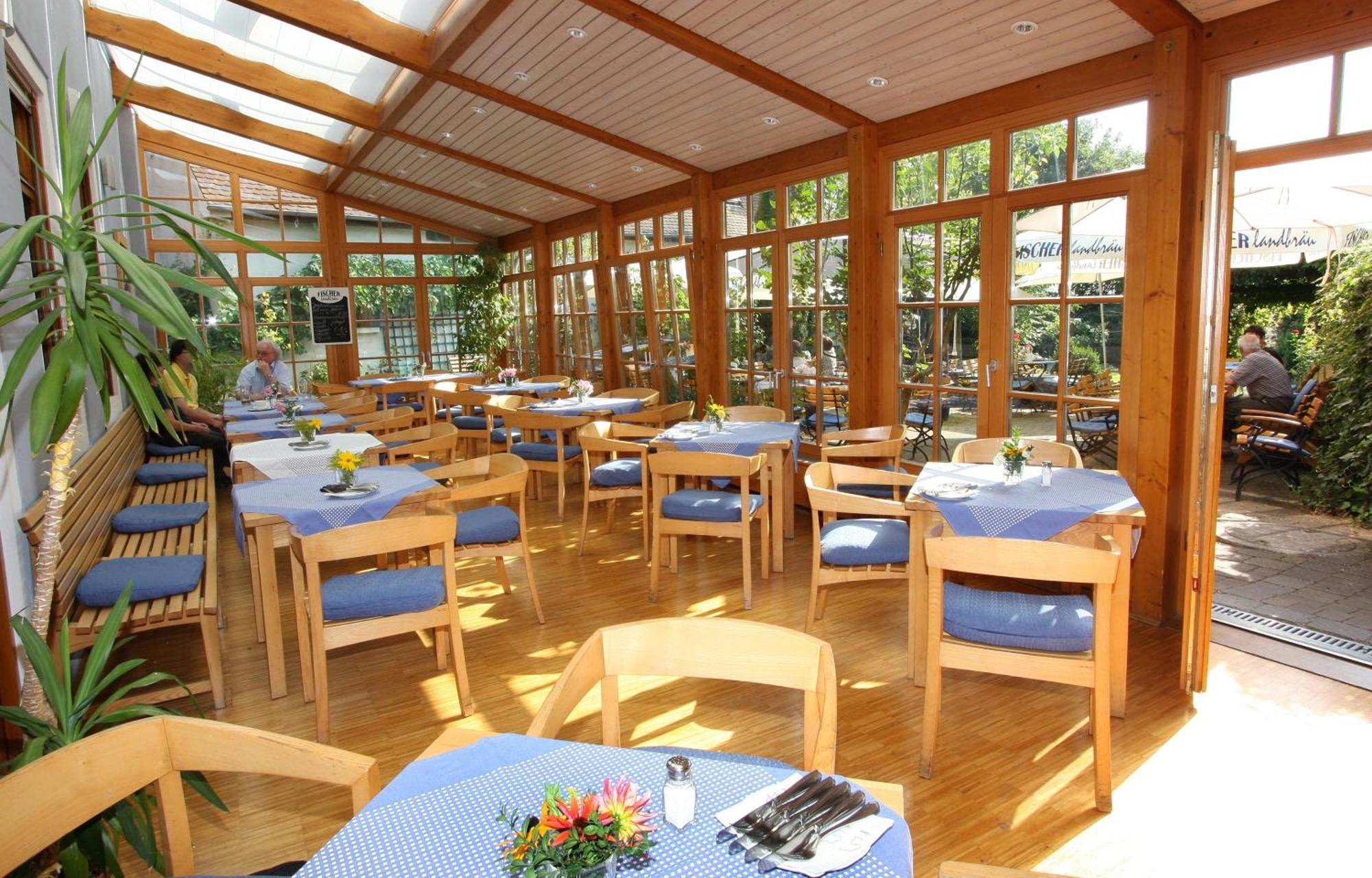 Karpfenhotel & Herrenhaus Im Gasthaus Sindel-Buckel Фойхтванген Екстериор снимка